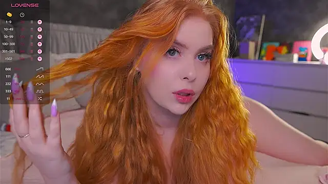 RedHotVixen0 live sex cam