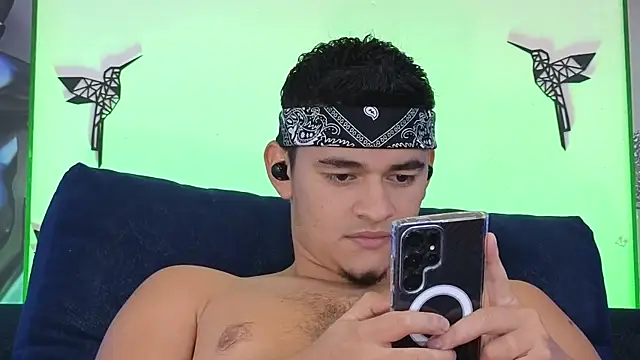 VikoHands live sex cam