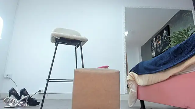 isa_lancaster live sex cam