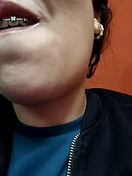 AmberGold- live sex cam