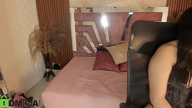 sarita_castillo live sex cam