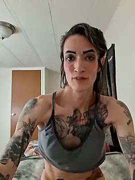 MaitressePomme3 live sex cam