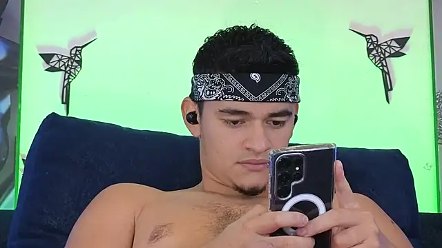 VikoHands live sex cam