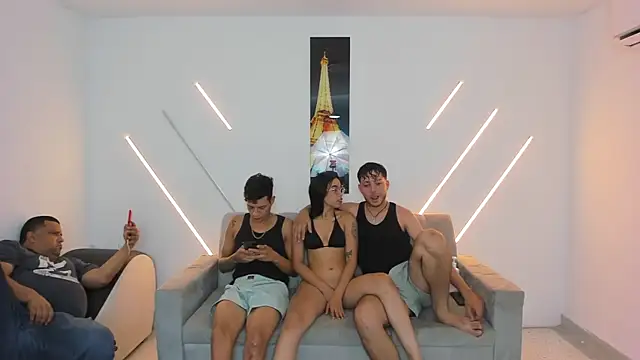 brutal_sex_room2k live sex cam