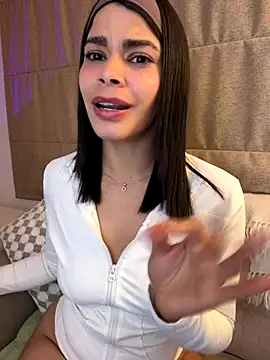 Leah_Honey26 live sex cam