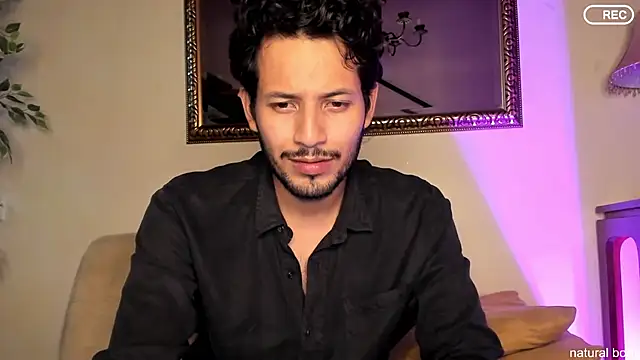 Nicholasrodrii live sex cam