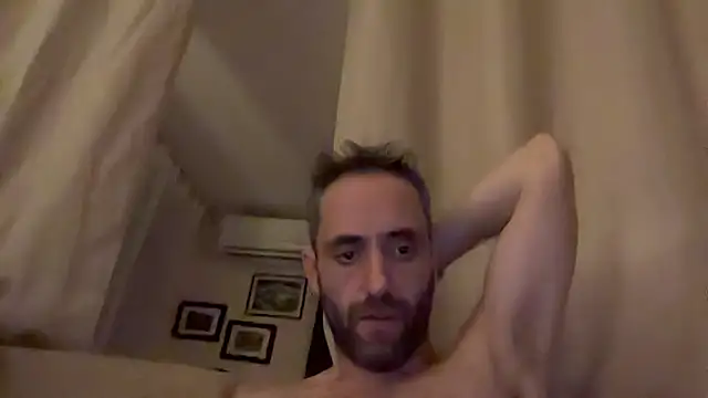 ellafr13 live sex cam