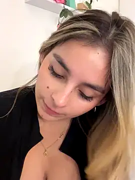 oriana_zoeee live sex cam