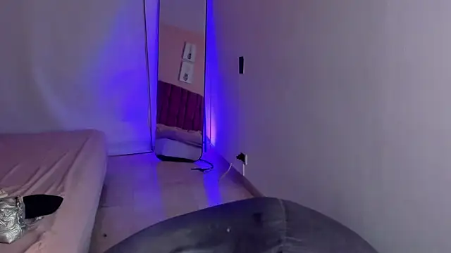 CHANELL_11INCHES live sex cam