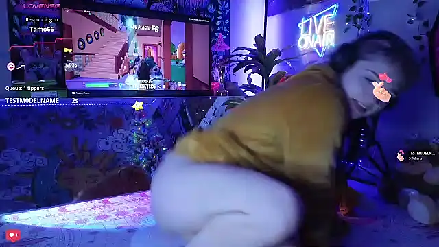 Cutiepiespanks live sex cam