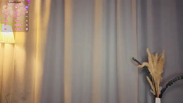 DianeHonnette live sex cam