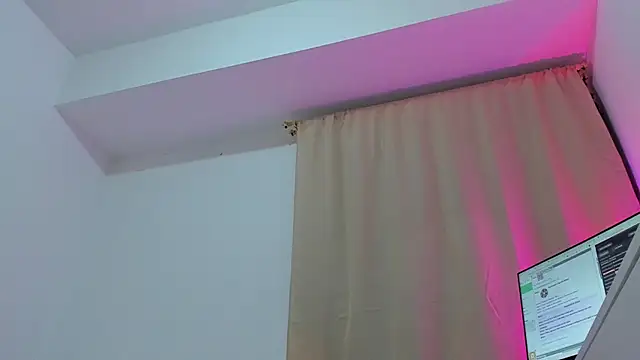 soyamandaa_ live sex cam