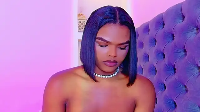 CamiEstrada live sex cam