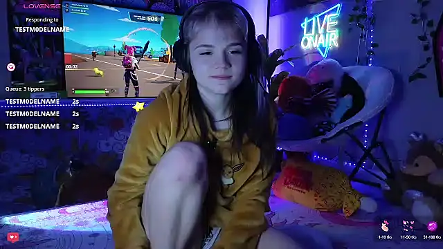 Cutiepiespanks live sex cam