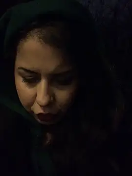 holyeroticss live sex cam