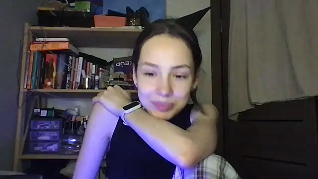 Yuna5343 live sex cam