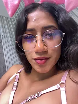 KaitlynLoveCam live sex cam