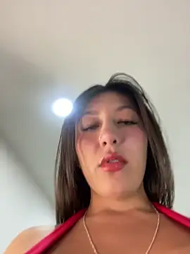 MiaJones21 live sex cam