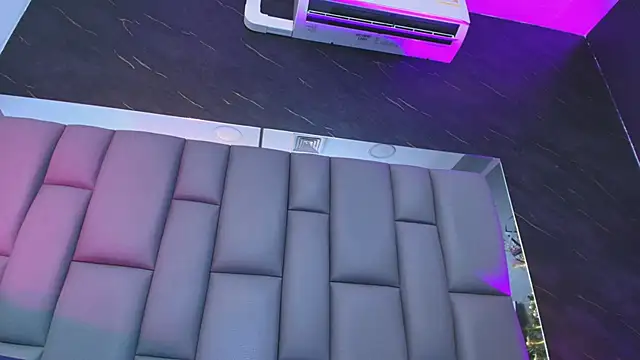 kissme_luna live sex cam