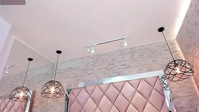 celene_midnight live sex cam