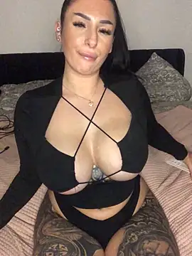 Mia-Bremer live sex cam