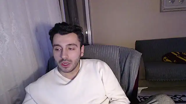 handsomeee04 live sex cam