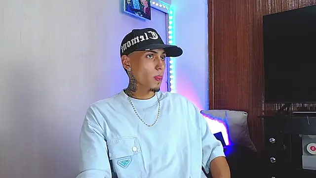 Liam_lee live sex cam