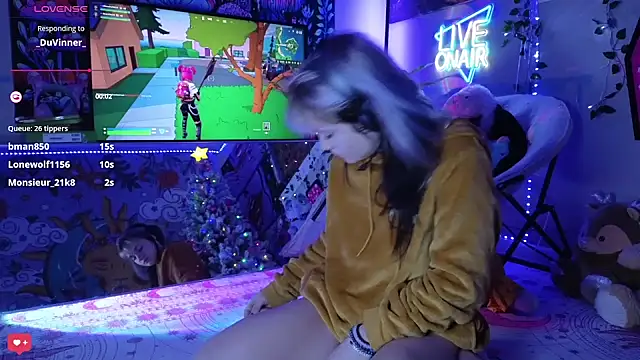 Cutiepiespanks live sex cam