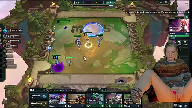 Lisaonthemoon live sex cam