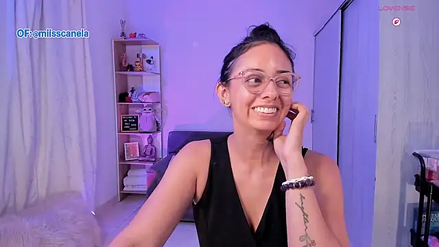 Aleja24Evans live sex cam