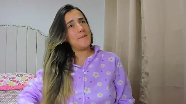 Hanna86 live sex cam