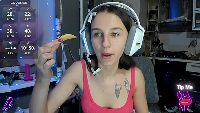 _Nika_Kik live sex cam