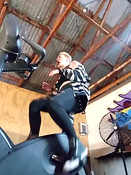 PinkTheHawk live sex cam