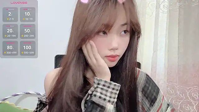 Lvy--v live sex cam