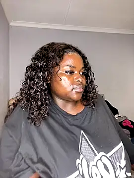 Honeycoco0211 live sex cam