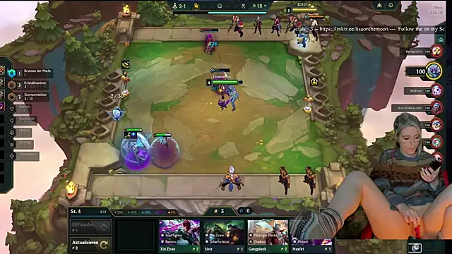 Lisaonthemoon live sex cam