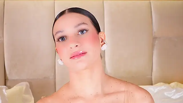 KiraKayleigh1 live sex cam