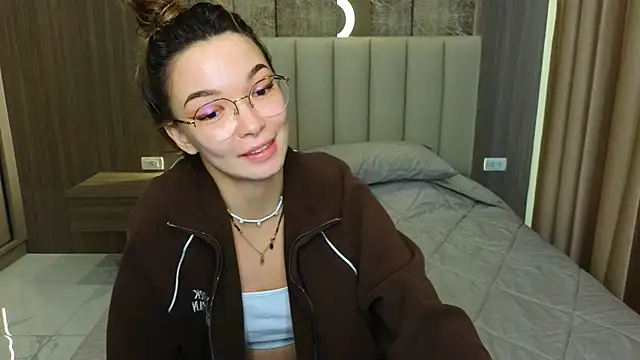 SusannJohnson live sex cam