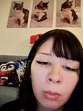 Haru_Queenn live sex cam