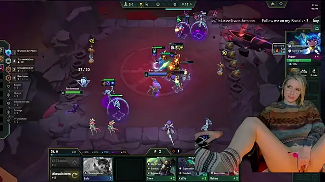 Lisaonthemoon live sex cam