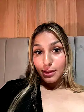 AliceStone19's cam snapshot