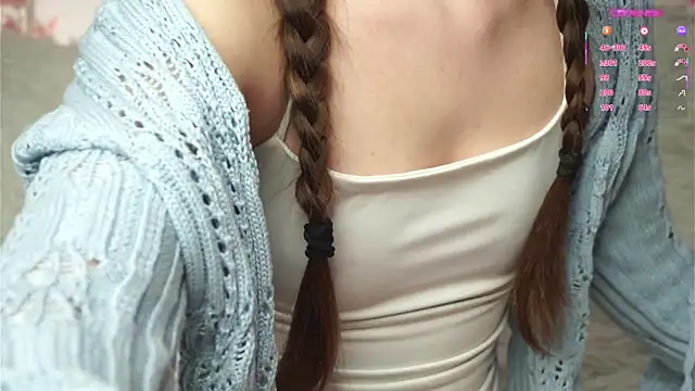 AmiLewis live sex cam