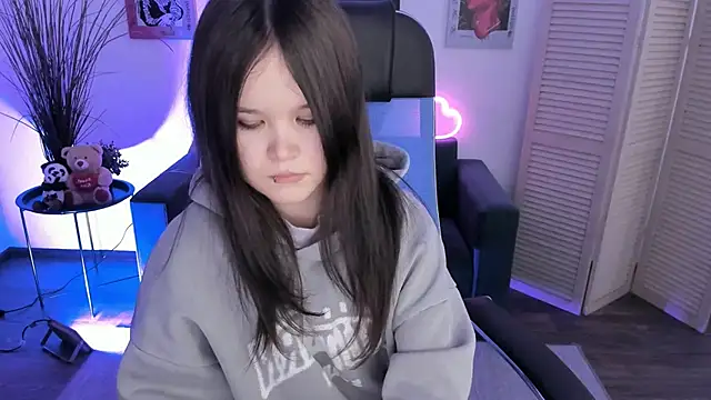 Elainebeness live sex cam