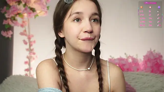 AmiLewis's cam snapshot