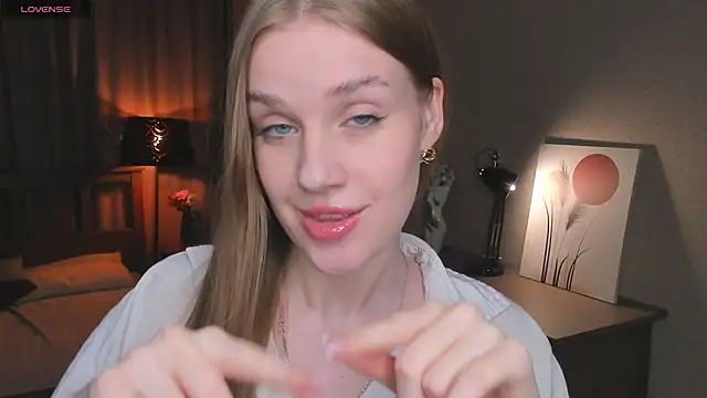 OdellaFrake live sex cam