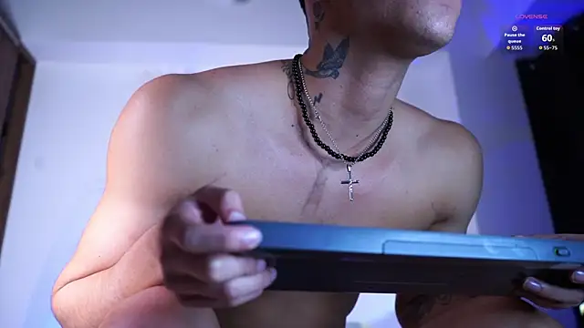 Josep_Davies live sex cam