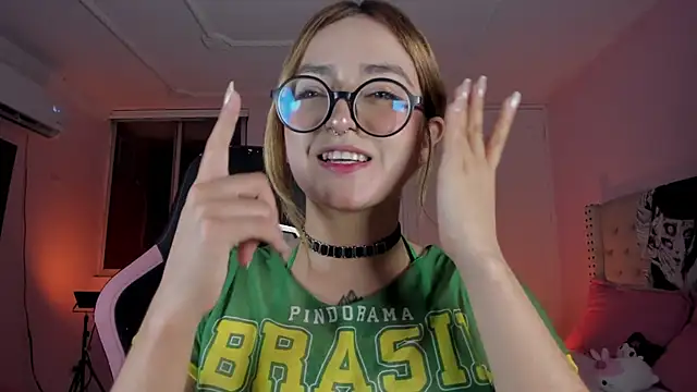 SweetJennaa live sex cam