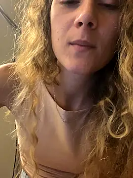 Nomadic_Angel's cam snapshot