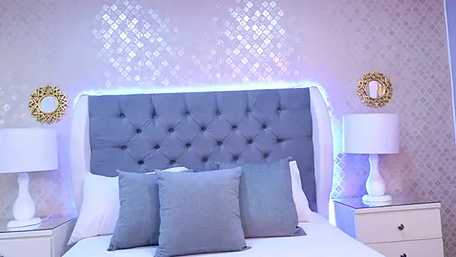 ZoeKrug live sex cam