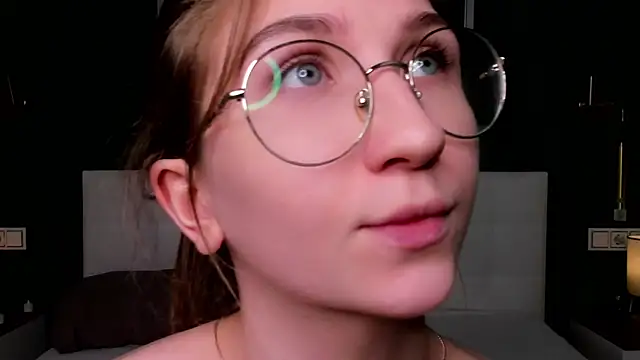 EditaBand live sex cam